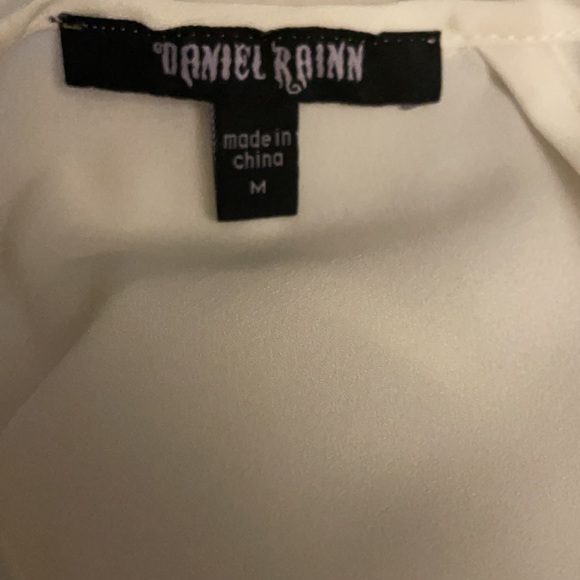 Daniel Rainn  Size M Cream color Cap sleeves - Picture 7 of 8